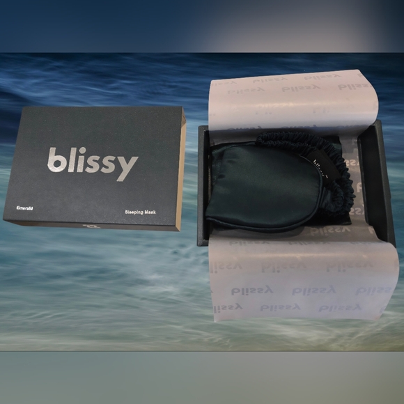 Blissy Silk Sleep Masks 100% Pure Muleberry Silk EMERALD BNWB - Picture 5 of 10